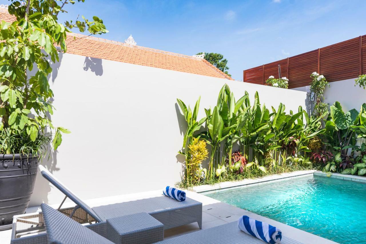 Villa Chikka Seminyak Buitenkant foto