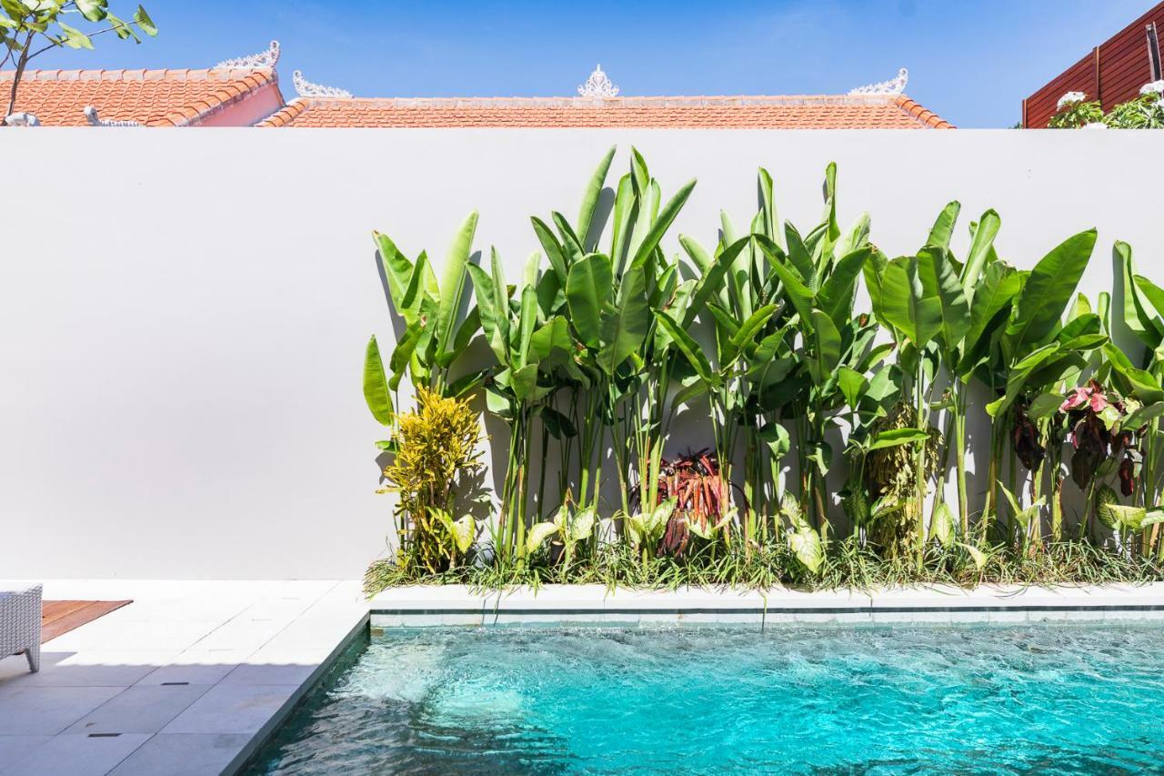 Villa Chikka Seminyak Buitenkant foto